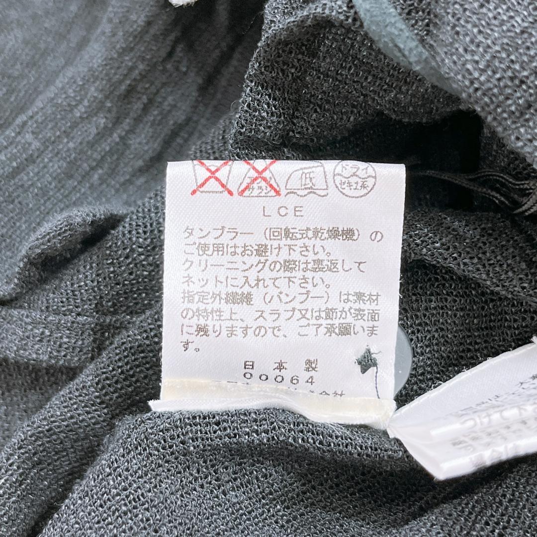 【01863】美品 JUNKOKITO ジュンコキトウ Tシャツ 38 ブラック 黒 袖なし シャツ 薄手 未使用に近い トップス 予備ボタン付き