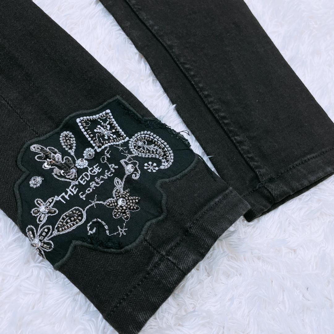【08136】 ZARA ザラ ボトムス パンツ カジュアルパンツ 黒 ブラック スキニーパンツ ストレートパンツ 刺繍 スキニー カジュアル シンプル
