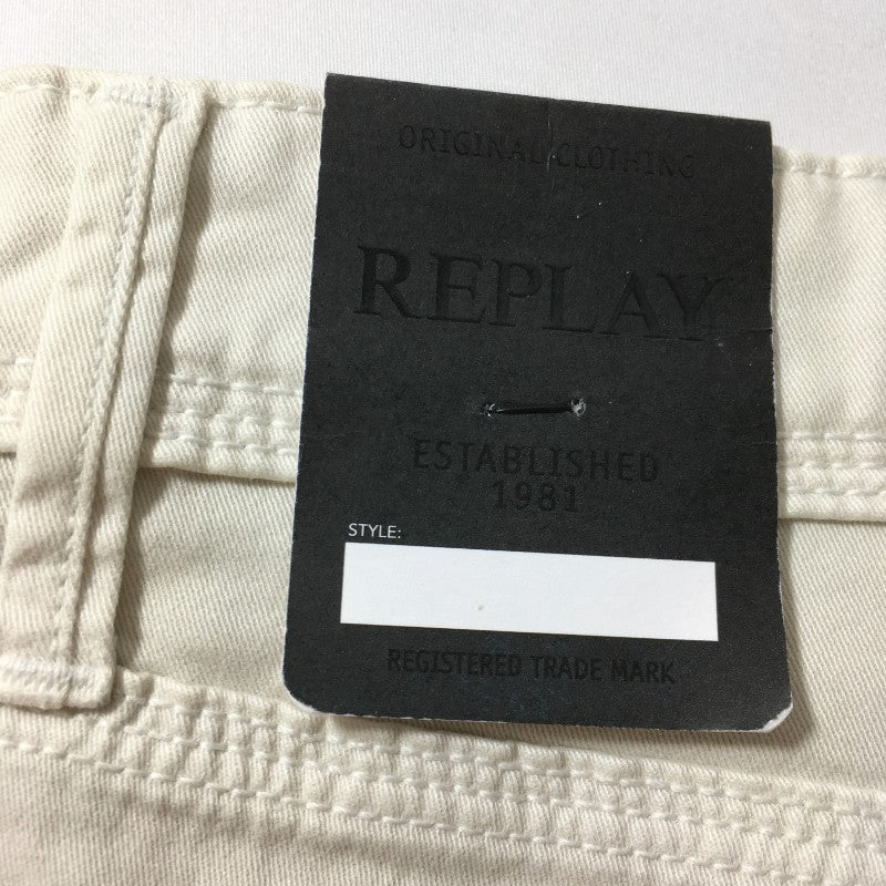 【15526】 REPLAY リプレイ ショートパンツ サイズ26 / 約M ホワイト タグ付き シンプル ブランドロゴ付き カジュアル レディース
