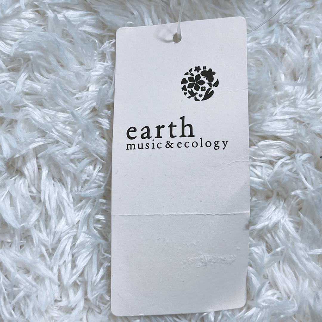 【15703】 新古品 earth music＆ecology アースミュージック&エコロジー パンツ ショートパンツ ショート丈 Mサイズ 新古品 シンプル 黒