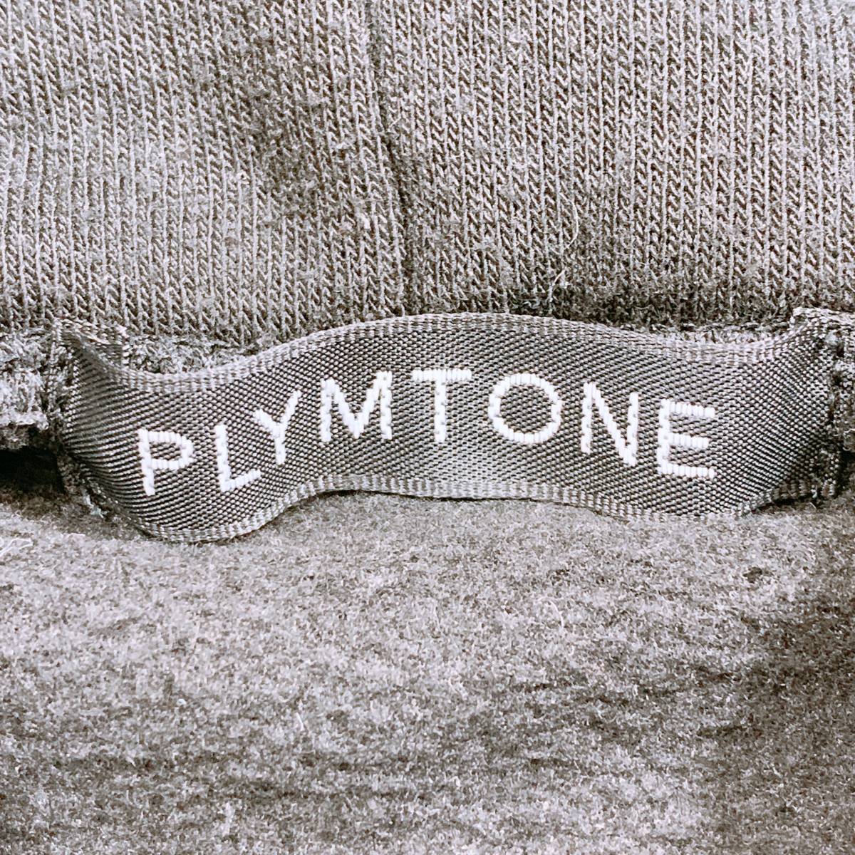 【16038】 PLYMTONE プリムトーン プルオーバーパーカー トップス 裏起毛 厚手 あったかい ブラック 黒 M 薔薇柄 ワイド