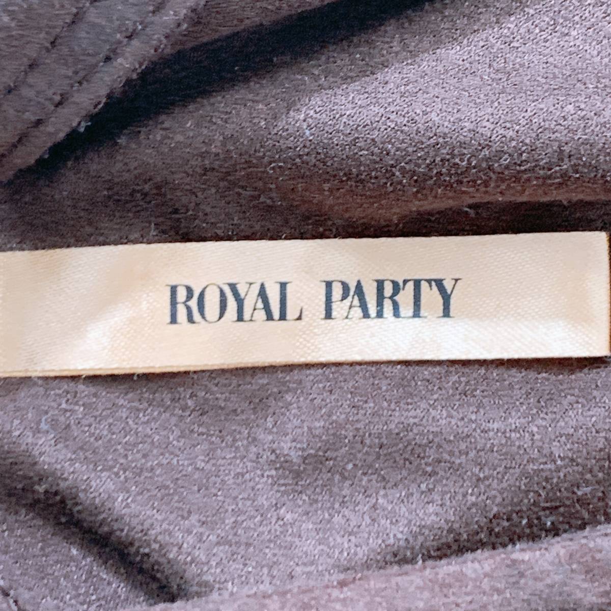 レディースM 38 ROYAL PARTY カットソー 長袖カットソー 無地 茶 ブラウン チャック付き カジュアル 秋冬 ロイヤルパーティー 【16139】