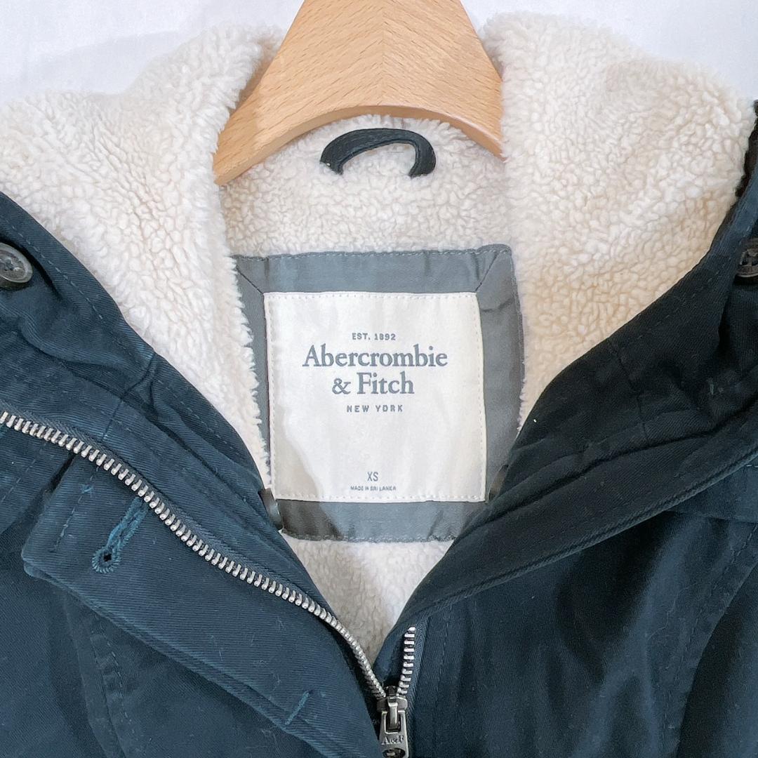【16165】 Abercrombie＆Fitch アバクロンビーアンドフィッチ ミリタリージャケット XS ブラック 黒 厚手 もこもこ 秋冬 AW