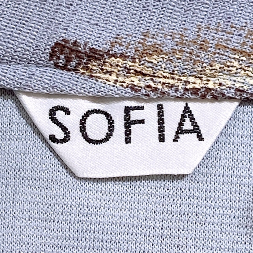 【18214】 SOFIA ソフィア 長袖 ジャケット 薄手 スタンドカラー 肩パット 総柄 ブルーグレー 青 灰色