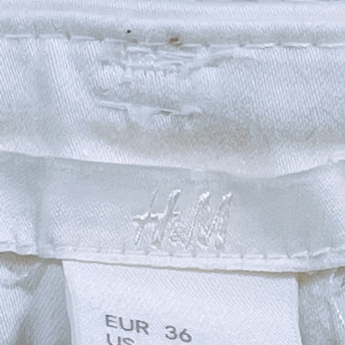 【22175】 H＆M エイチ＆エム カジュアルパンツ 長ズボン 白 ホワイト シンプル 無地 オールシーズン 定番 普段着