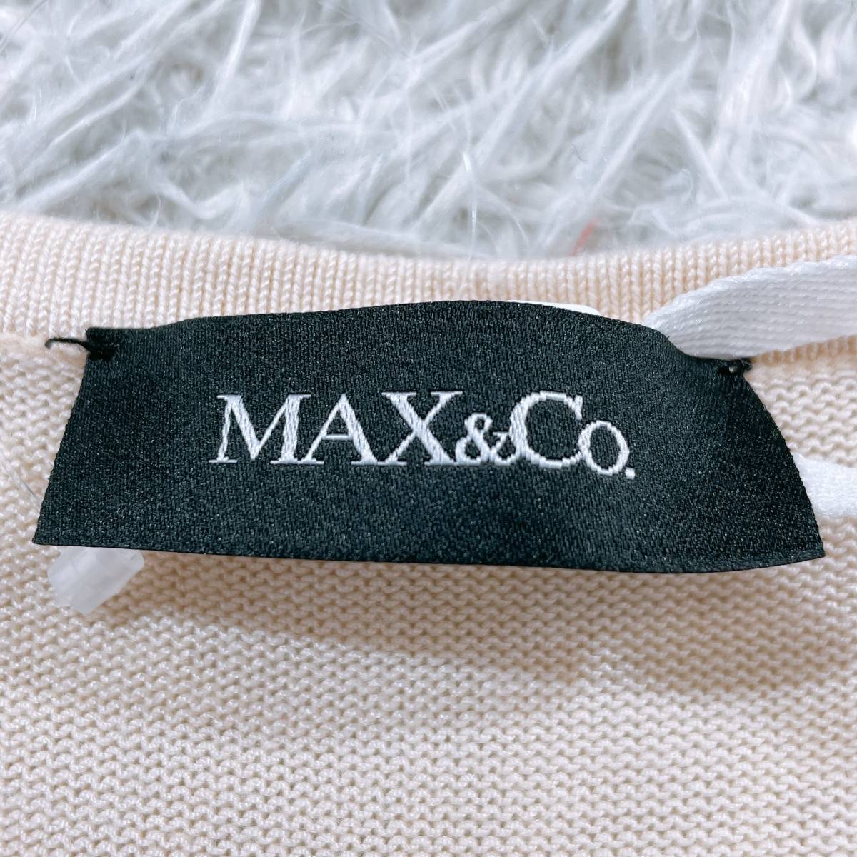 新古品 レディースL MAX&Co. Tシャツ ベージュ 肌色 丸首 半袖 シースルー袖 シンプル 無地 マックスアンドコー 【23262】