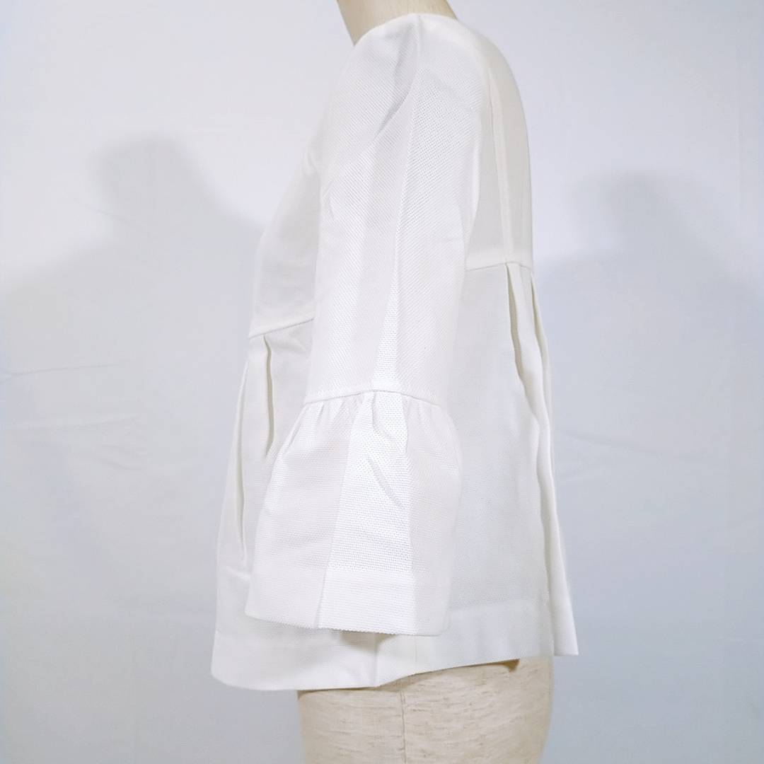 新古品 レディース38 23区 コットンノーカラーシャツジャケット 白 ホワイト シアー ボレロ調 軽い 涼しい 上品 ニジュウサンク 【25152】