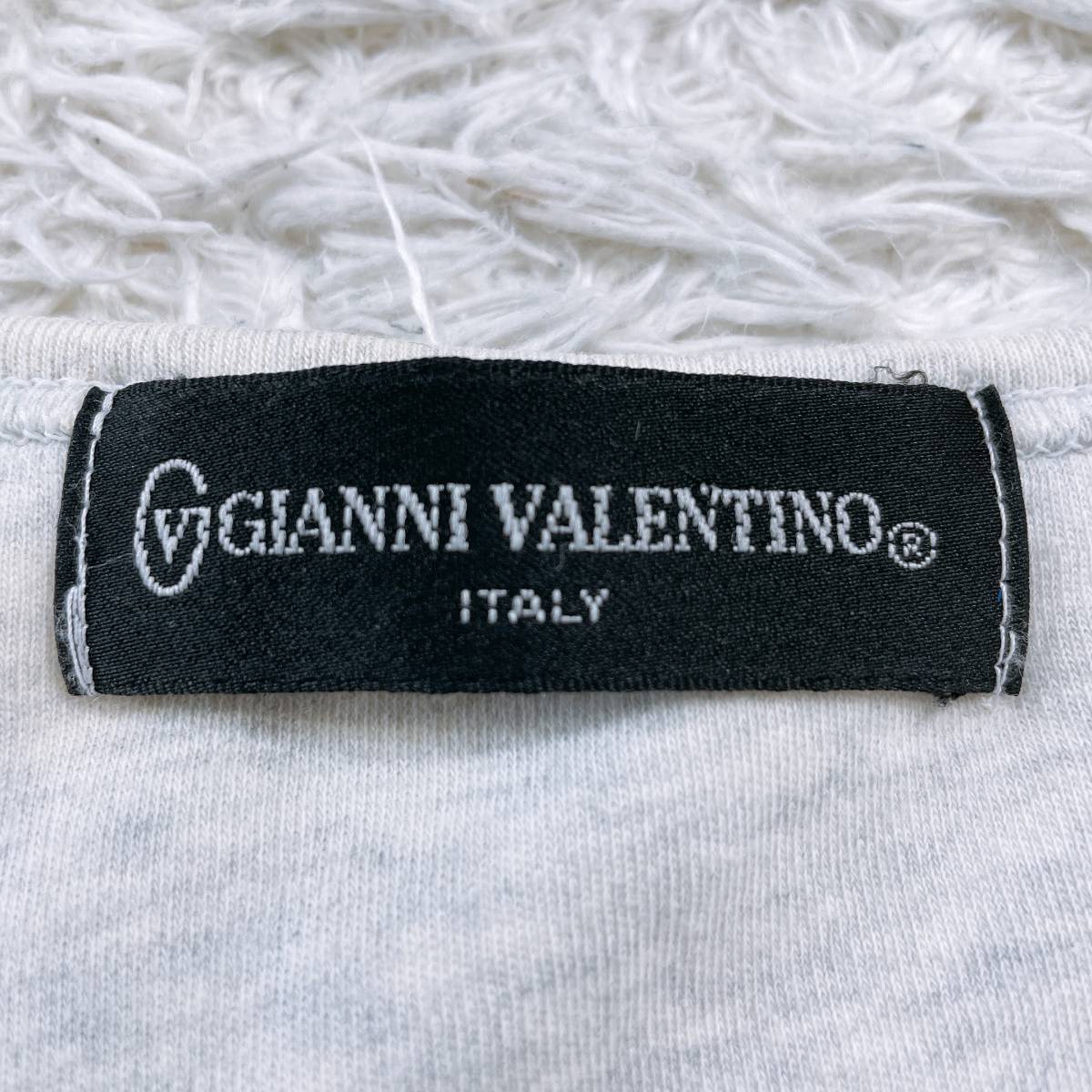 レディースXL GIANNI VALENTINO Tシャツ グレー 灰色 訳アリ品 長袖 カジュアル かっこいい ジャンニヴァレンチノ 【25472】