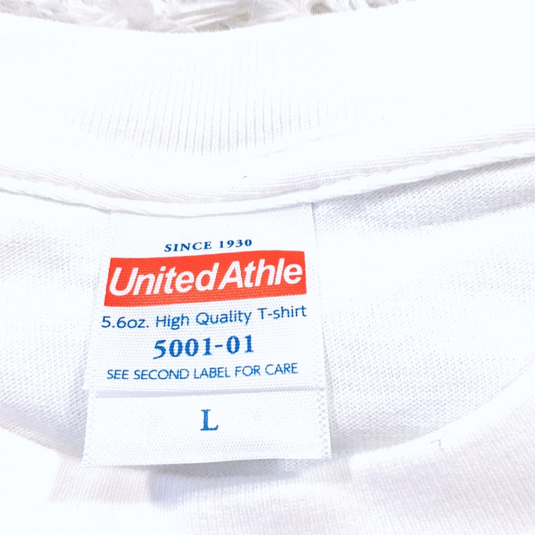 メンズL UnitedAthle トップス 半袖Tシャツ ホワイト 白色 綿100% 丸首 フロントプリント 春夏物 ユナイテッドアスレ 【26620】