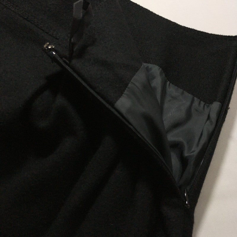 【26814】 UNTITLED アンタイトル ミニスカート サイズ4 / 約XL(LL) ブラック フレアースカート シンプル モノトーン 無地 レディース