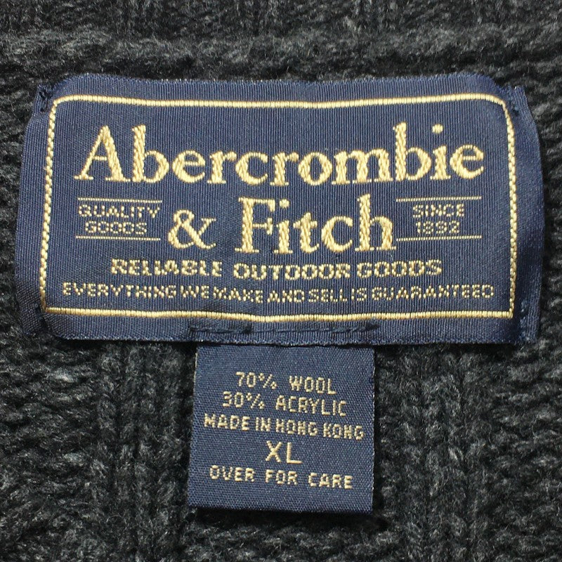 【29671】 Abercrombie & Fitch アバクロンビーアンドフィッチ セーター サイズXL ブラック ベーシック カジュアル 腕ワンポイント メンズ