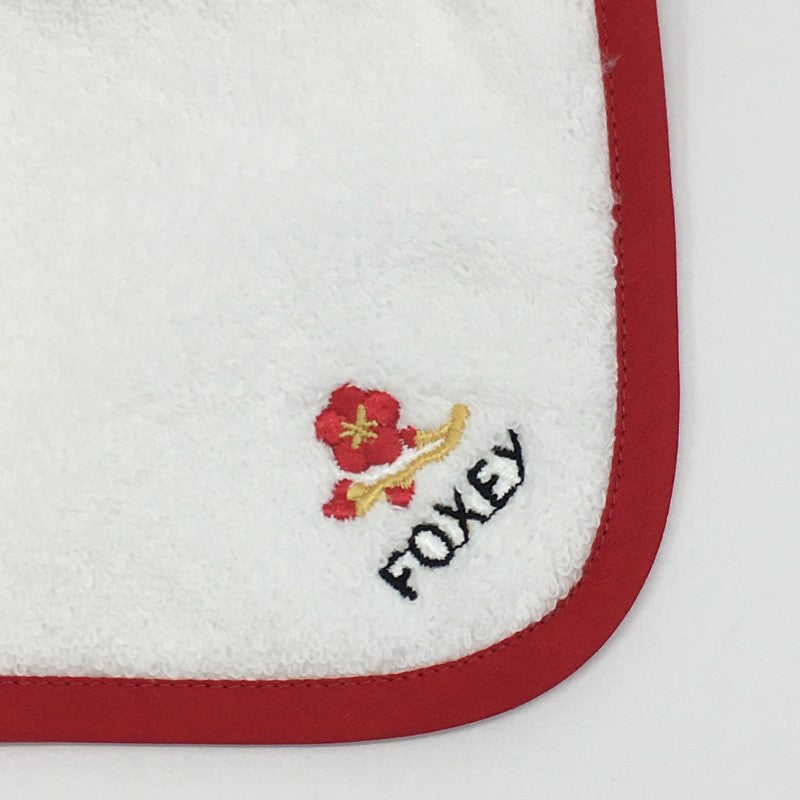 【30967】 新古品 FOXEY フォクシー ハンカチ ホワイト ミニタオル 日本製 コットン100% 花柄 ブランドロゴ 刺繍 清涼感 レディース
