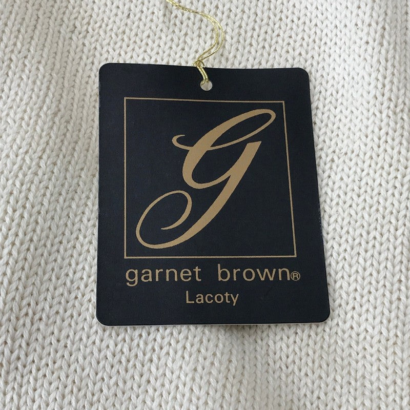 【31761】 新古品 Garnet Brown ガーネットブラウン ニット サイズF オフホワイト シンプル カジュアル ライン ラウンドネック レディース
