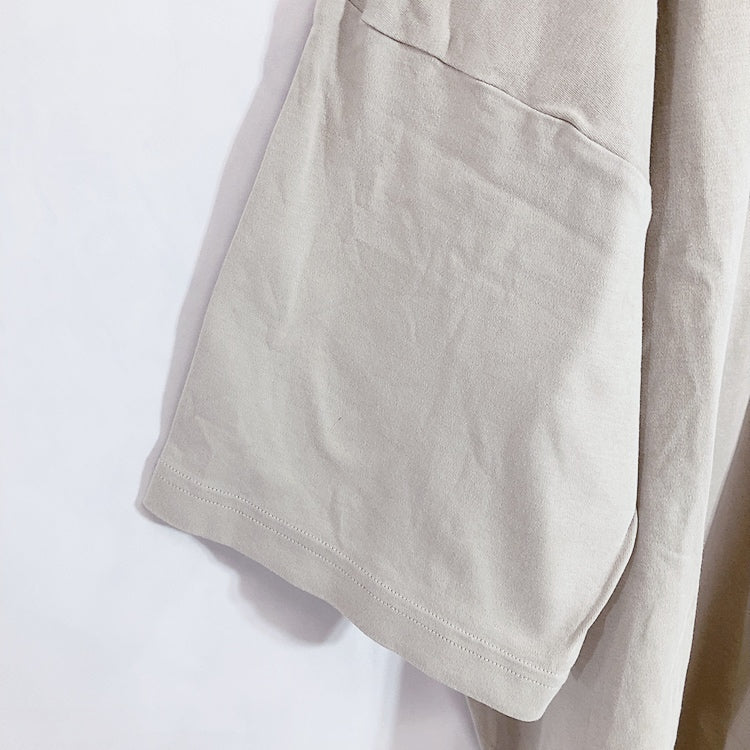 【26754】 GU ジーユー 半袖Tシャツ カットソー サイズXL グレージュ 作り大きめ ルーズ ゆったり シンプル 無地 肌さわり良い メンズ