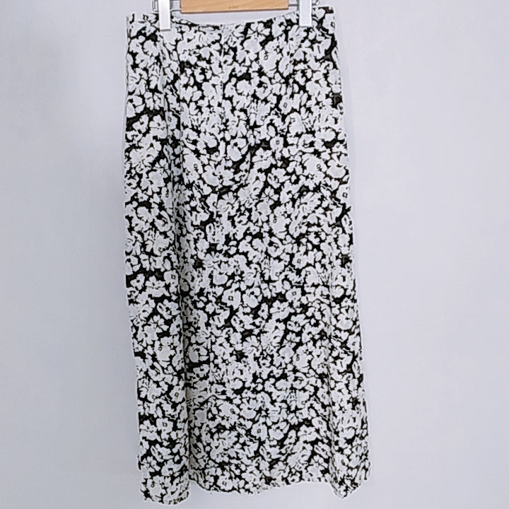 【28186】 NOBLE ノーブル ロングスカート サイズ40 / 約L ブラック 総柄 花柄 美品 かわいい さわやか 涼し気 軽やか レディース