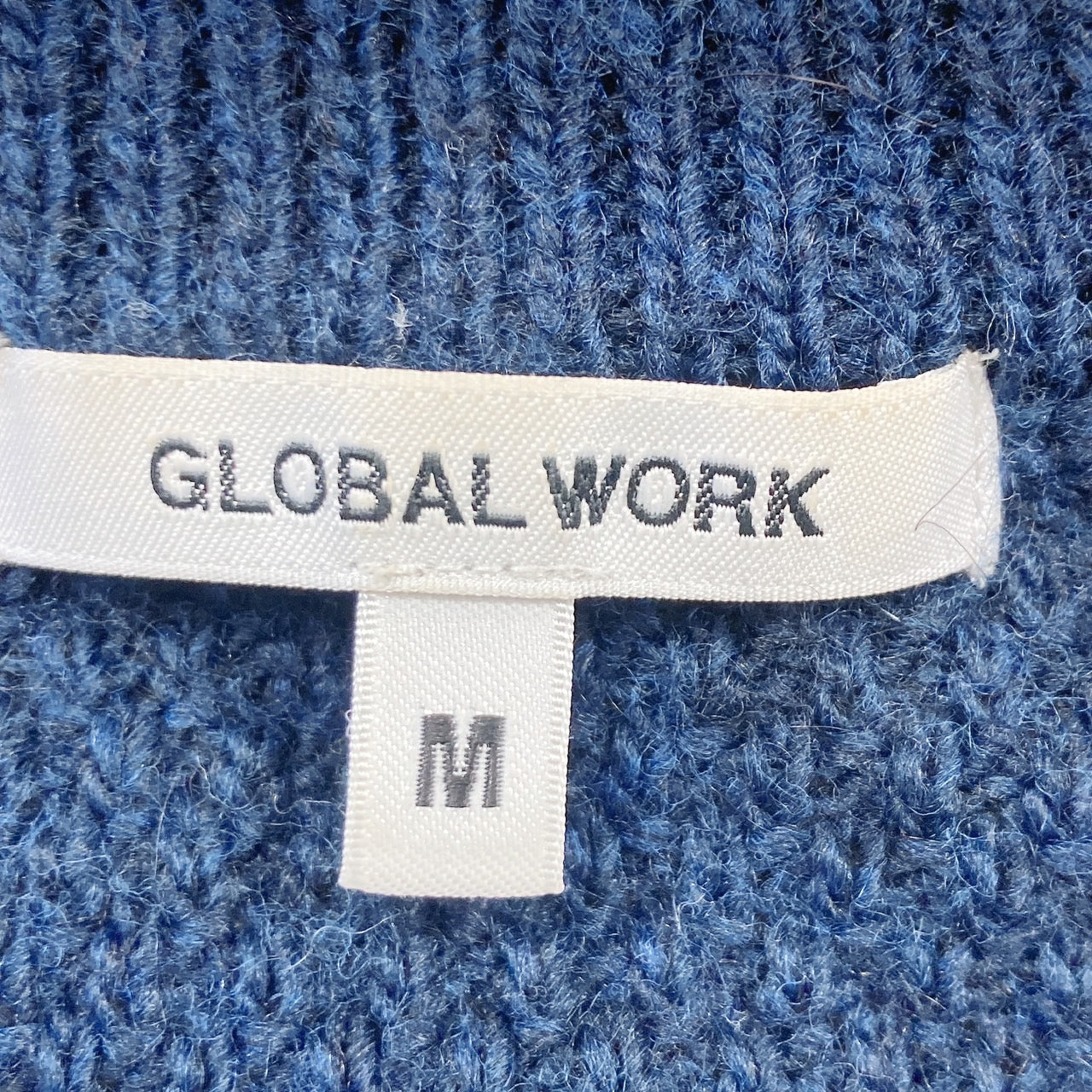 【27451】 GLOBAL WORK グローバルワーク セーター サイズM ダークグレー 長袖 ケーブル編み Uネック 袖リブ 防寒 ゆるカジ メンズ