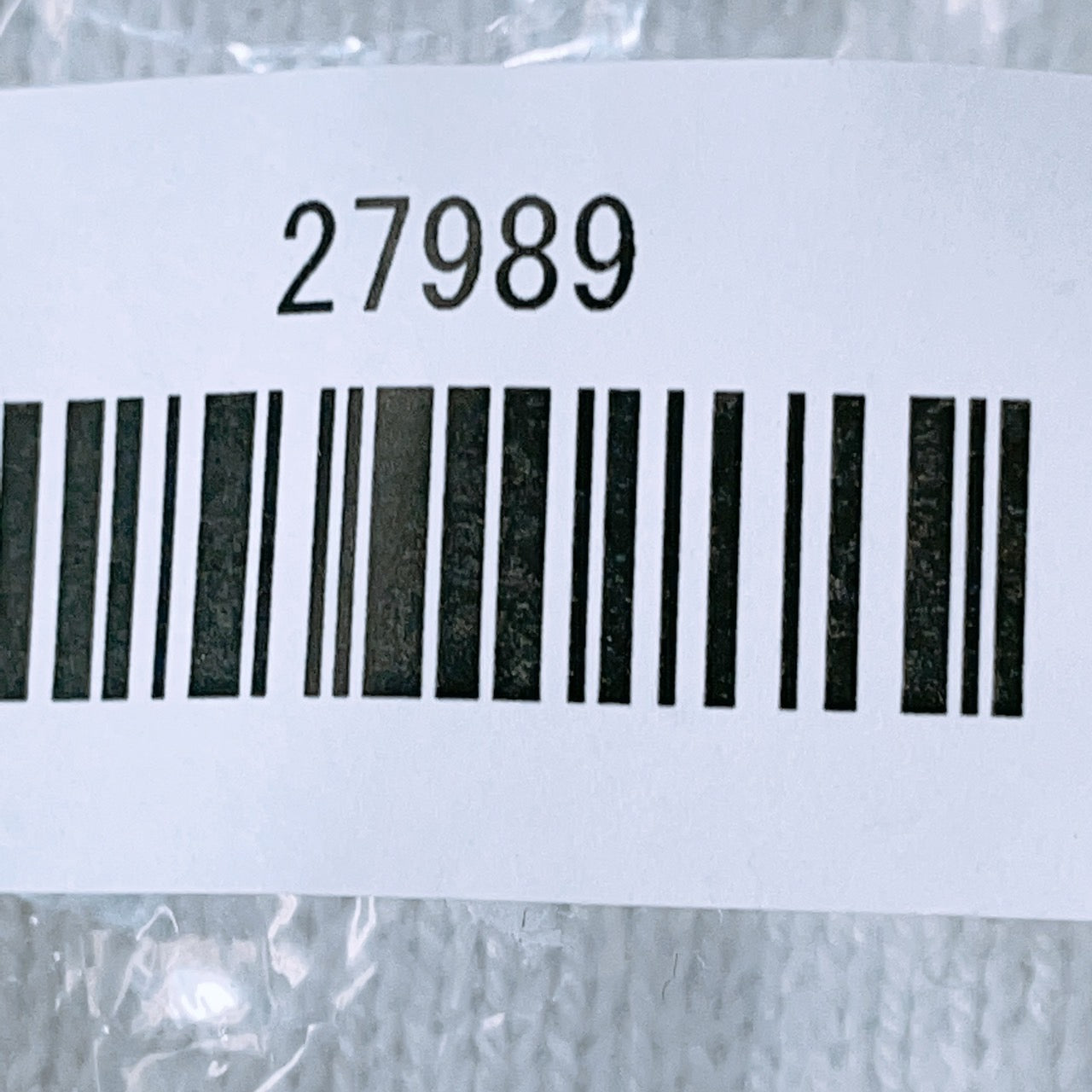 【27989】 H&M エイチアンドエム ニット サイズ110-116 ホワイト ニットセーター 長袖ニット プルオーバー 丸ネック シンプル キッズ