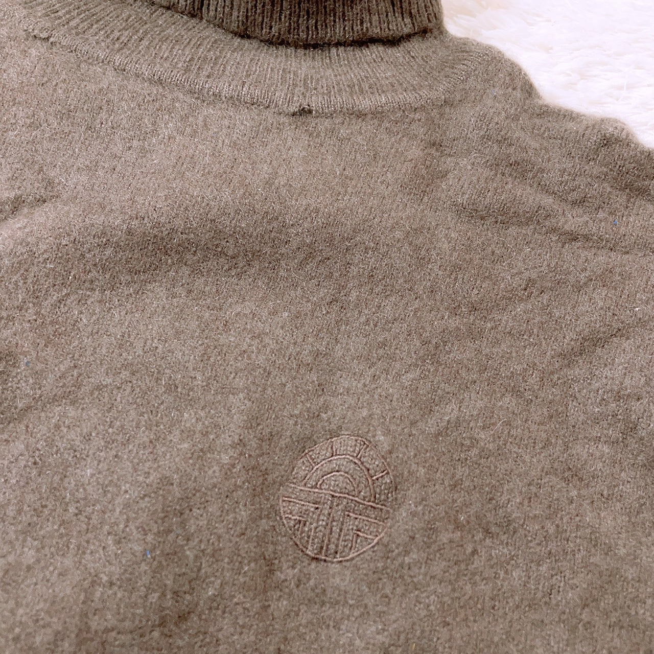 【26119】 セーター ブラウン サイズM相当 カシミヤセーター プルオーバー タートルネック 長袖 カジュアル シンプル レディース
